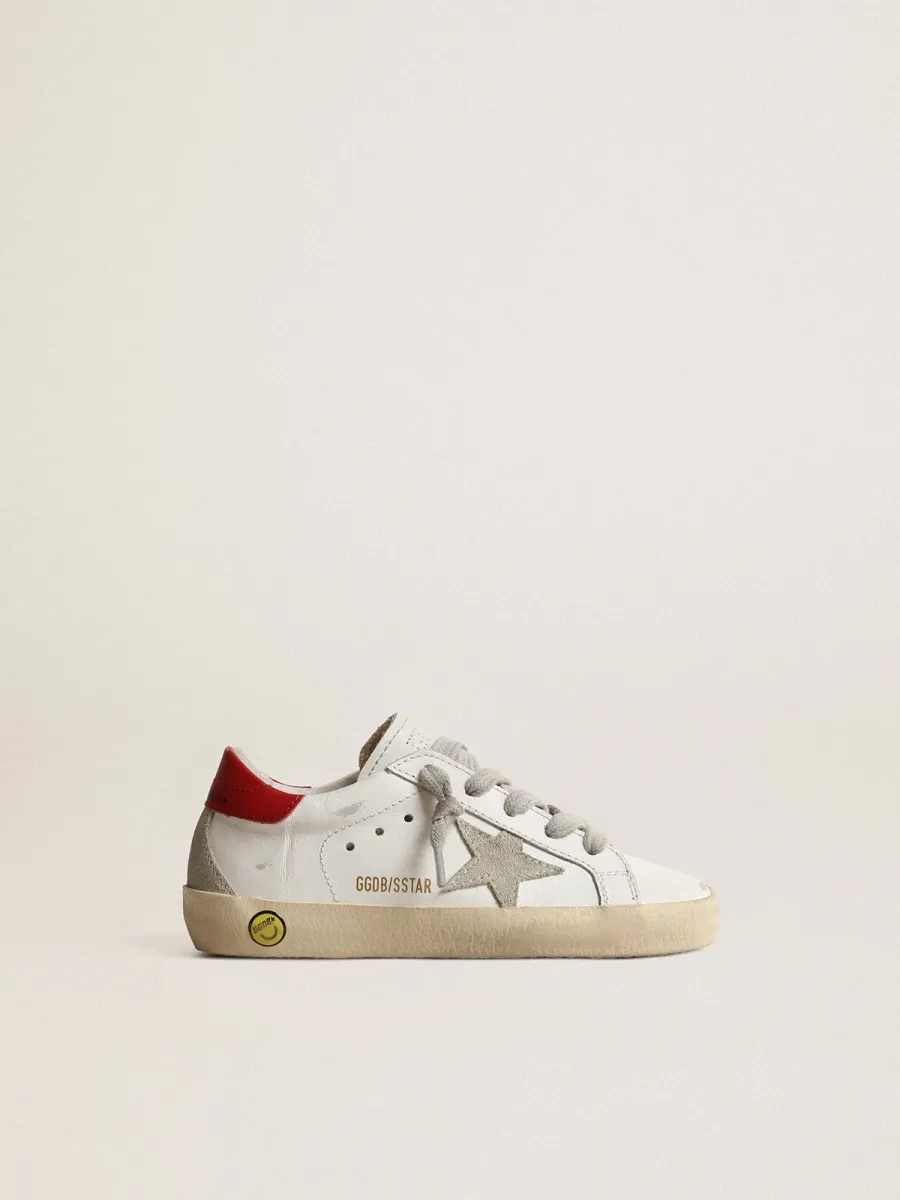 Super-Star Junior con stella in suede e talloncino in pelle rossa