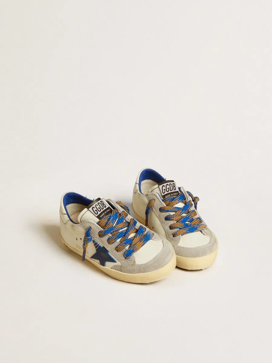 Super-Star Junior con stella in pelle blu e inserti in suede ghiaccio
