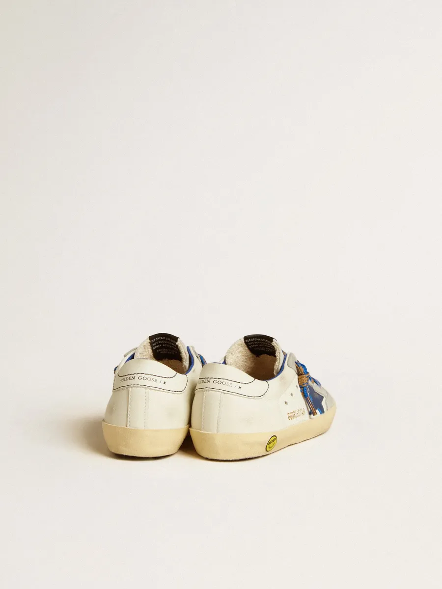 Super-Star Junior con stella in pelle blu e inserti in suede ghiaccio