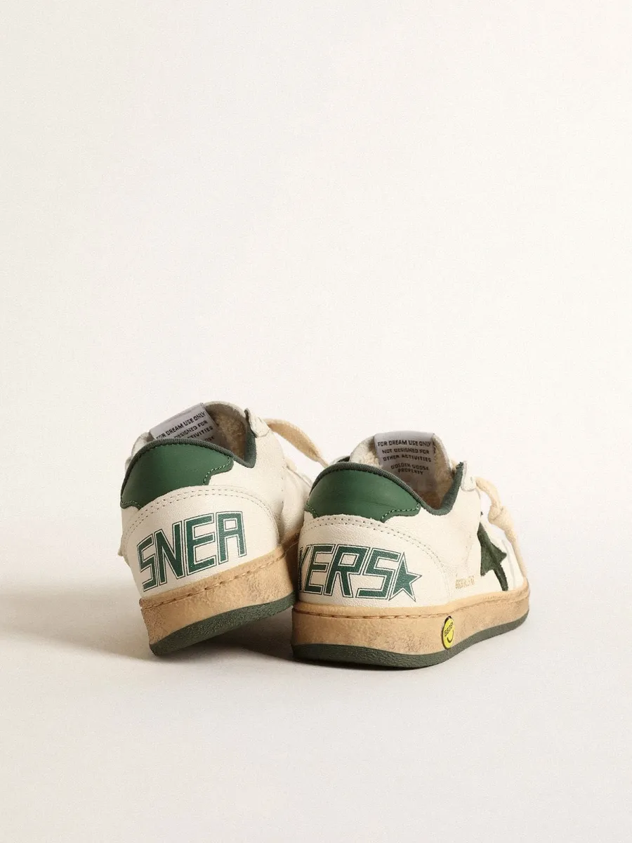 Ball Star junior in pelle bianca con stella in suede verde