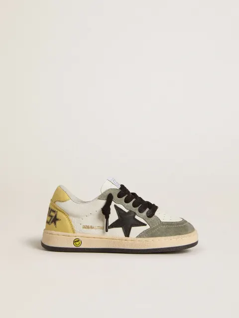 Ball star Junior in nappa bianca con inserti in suede verde scuro e stella nera