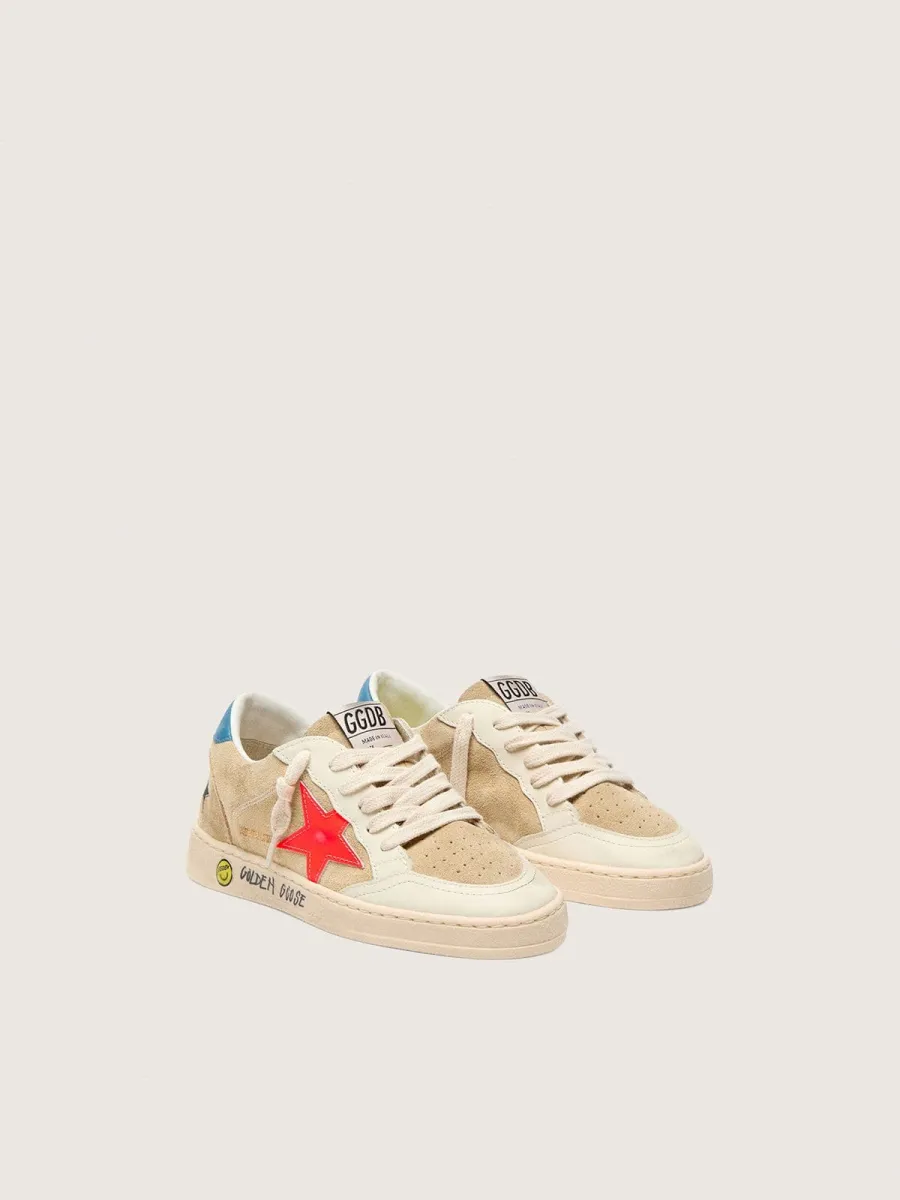 Ball Star Junior in suede beige con stella rossa e talloncino azzurro