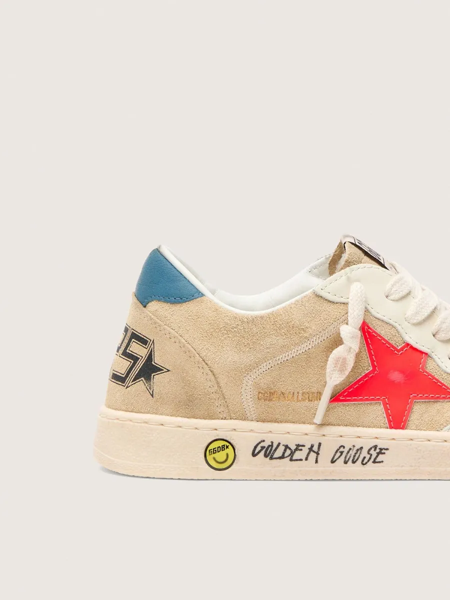 Ball Star Junior in suede beige con stella rossa e talloncino azzurro