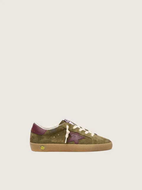 Super-Star Junior in suede verde militare con stella e talloncino in pelle color bordeaux