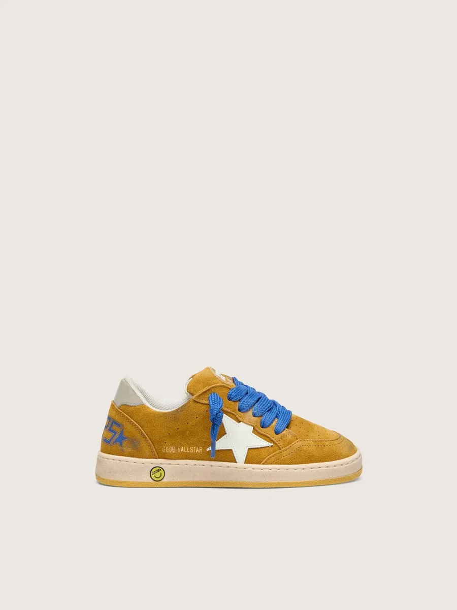 Ball Star Junior in suede ocra con stella e talloncino in pelle lucida bianca