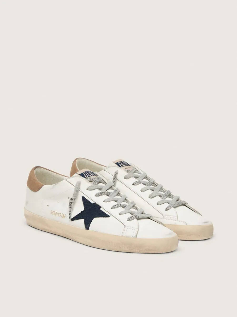 Super-Star Uomo in pelle bianca con stella in canvas blu notte e talloncino in pelle color tabacco