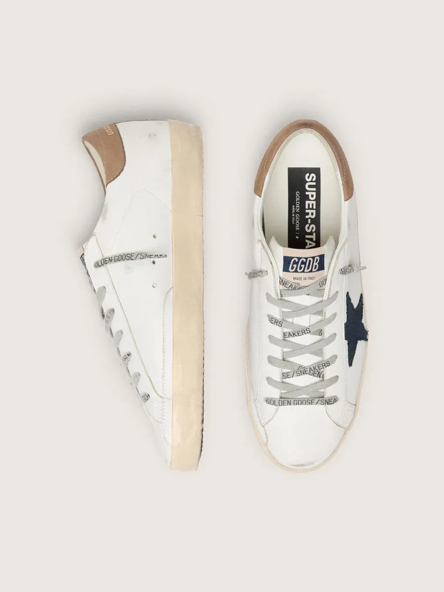 Super-Star Uomo in pelle bianca con stella in canvas blu notte e talloncino in pelle color tabacco