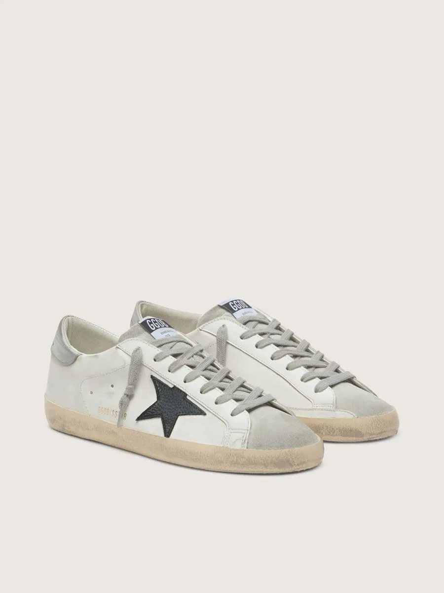 Super-Star Uomo in pelle bianca con stella in pelle nabuk nera e talloncino in pelle laminata argento