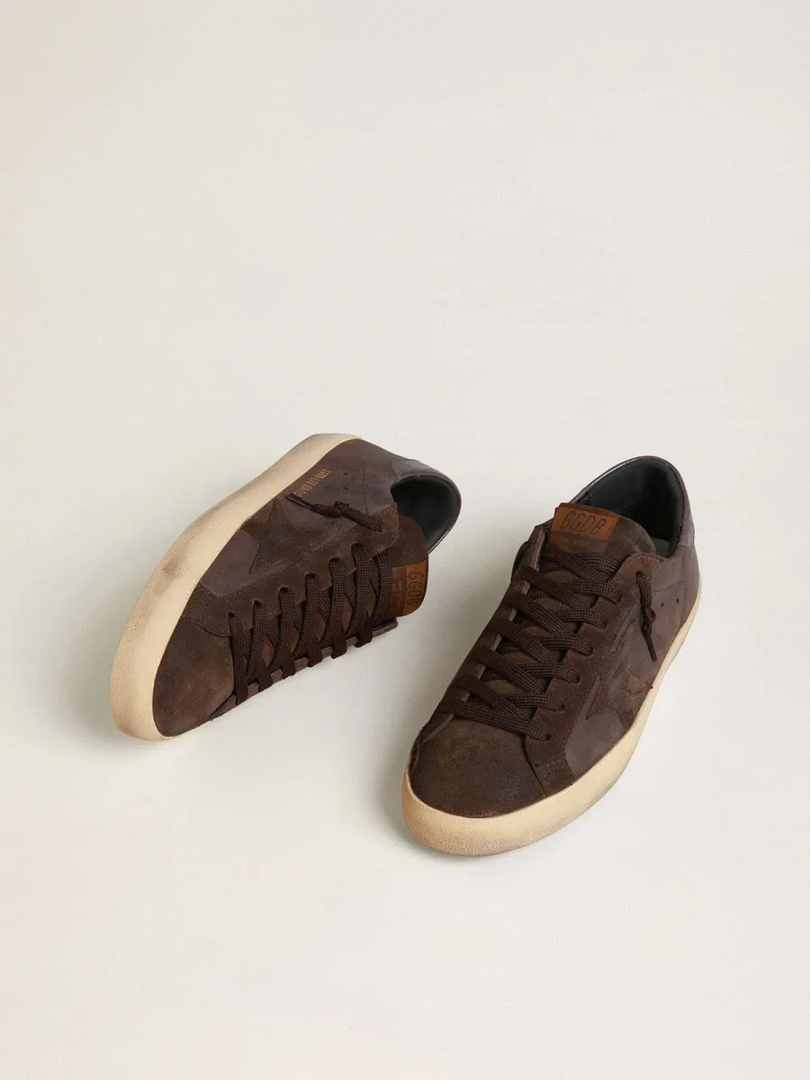 Super-Star Uomo LTD in nabuk marrone con stella in suede e talloncino in pelle porpora