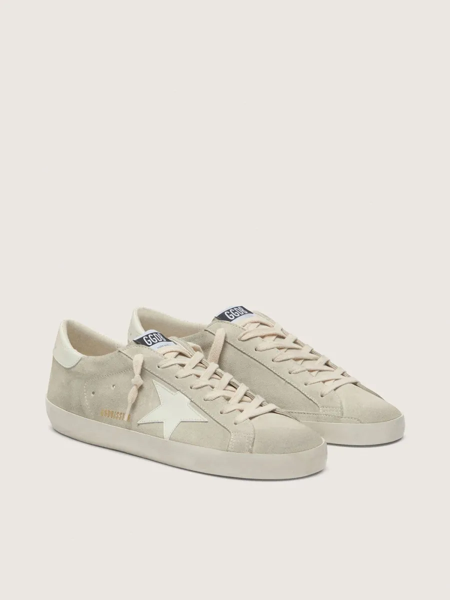 Super-Star uomo in suede grigio chiaro con stella in pelle bianca