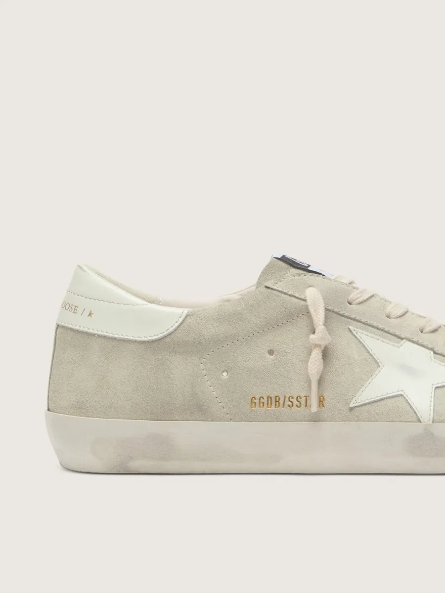 Super-Star uomo in suede grigio chiaro con stella in pelle bianca