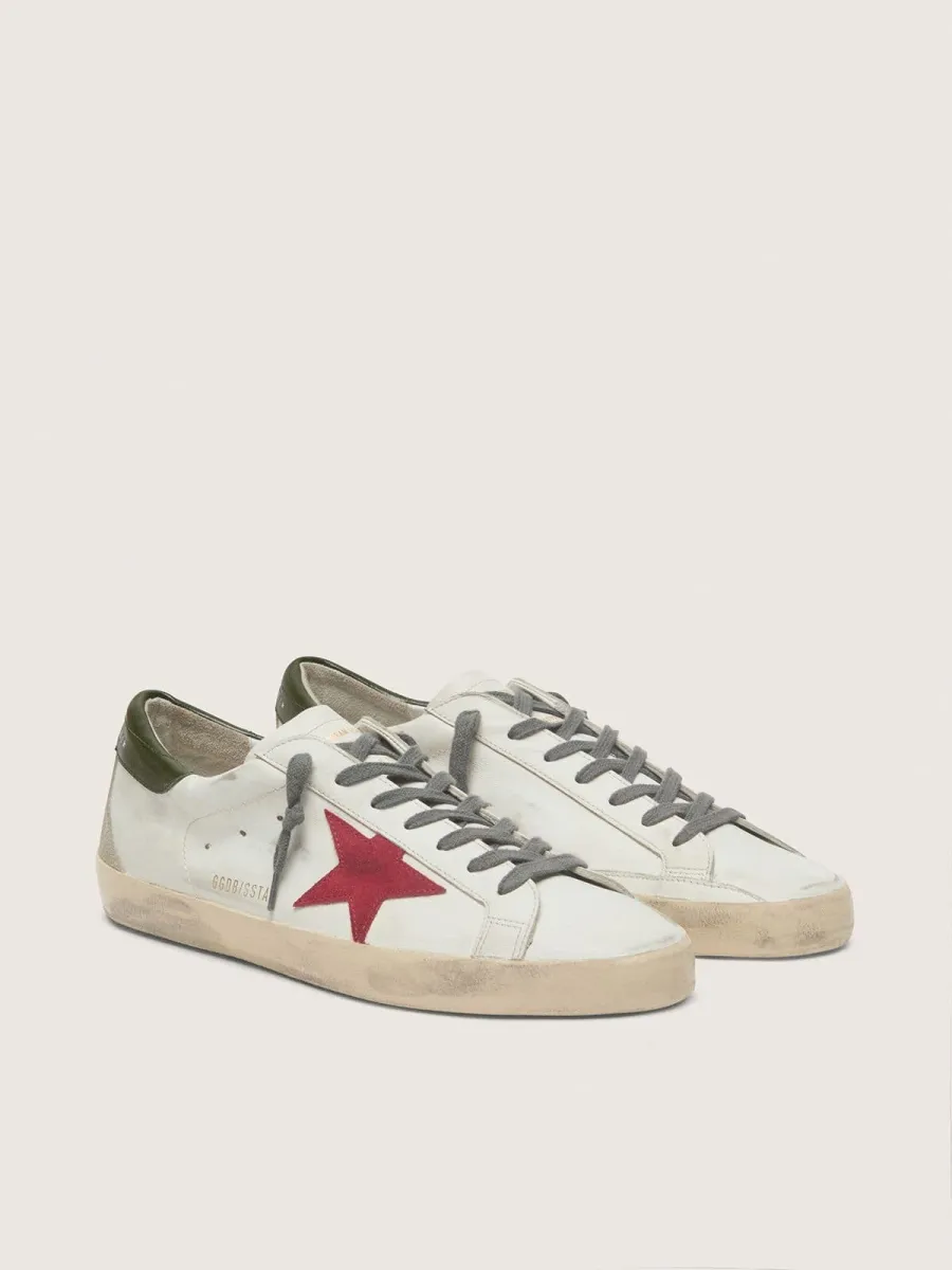 Super-Star Uomo con stella in suede rosso e talloncino in pelle verde