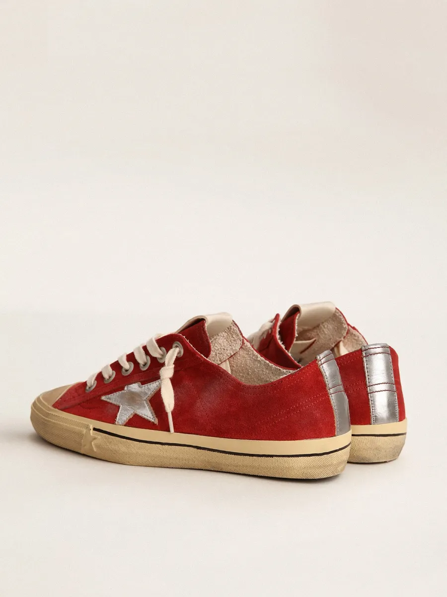 V-Star Uomo  in suede rosso scuro con stella e talloncino argento