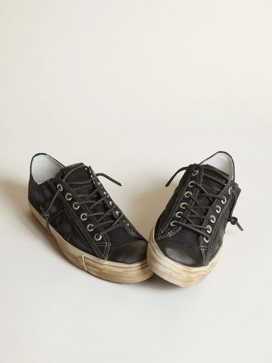 Sneaker V-Star in denim color blu notte con stella e punta in pelle nera
