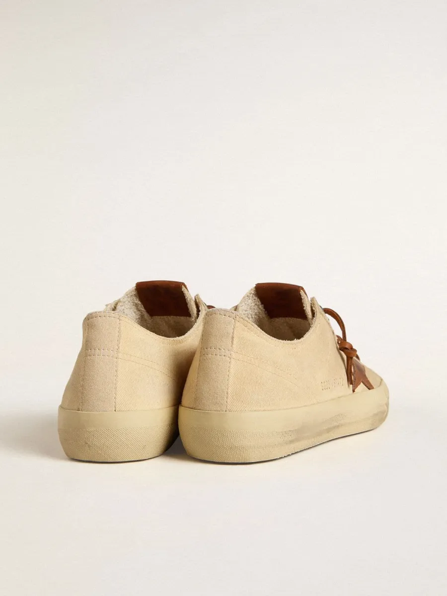 V-Star Uomo in canvas color crema con stella in pelle color tabacco