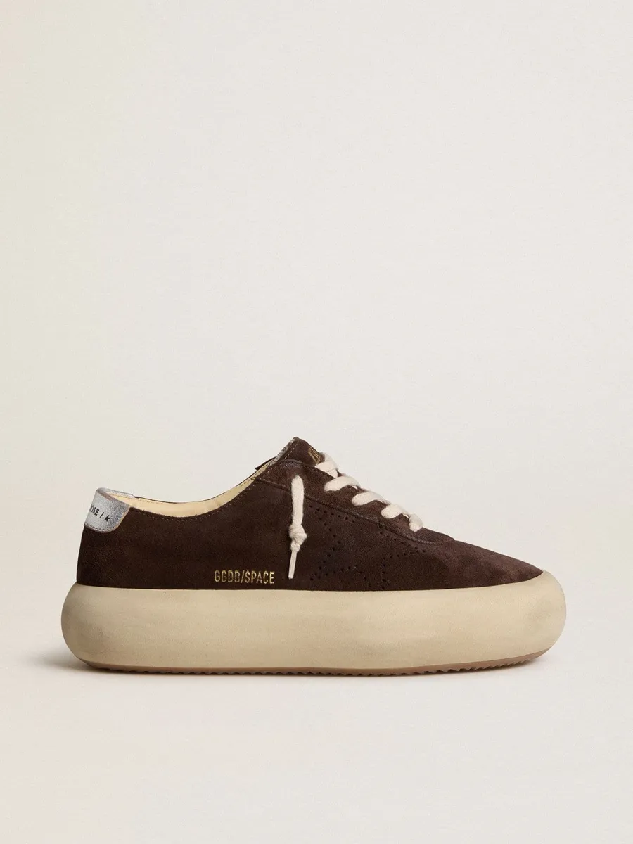Space-Star Uomo in suede testa di moro con talloncino laminato argento