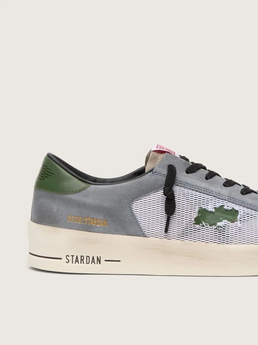 Stardan Uomo in suede color azzurro polvere con stella e talloncino in pelle verde