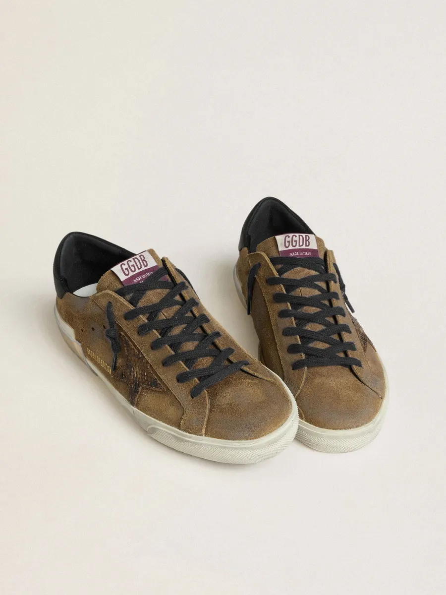 Super-Star Uomo LTD in suede cerato con stella pitonata e talloncino in nappa
