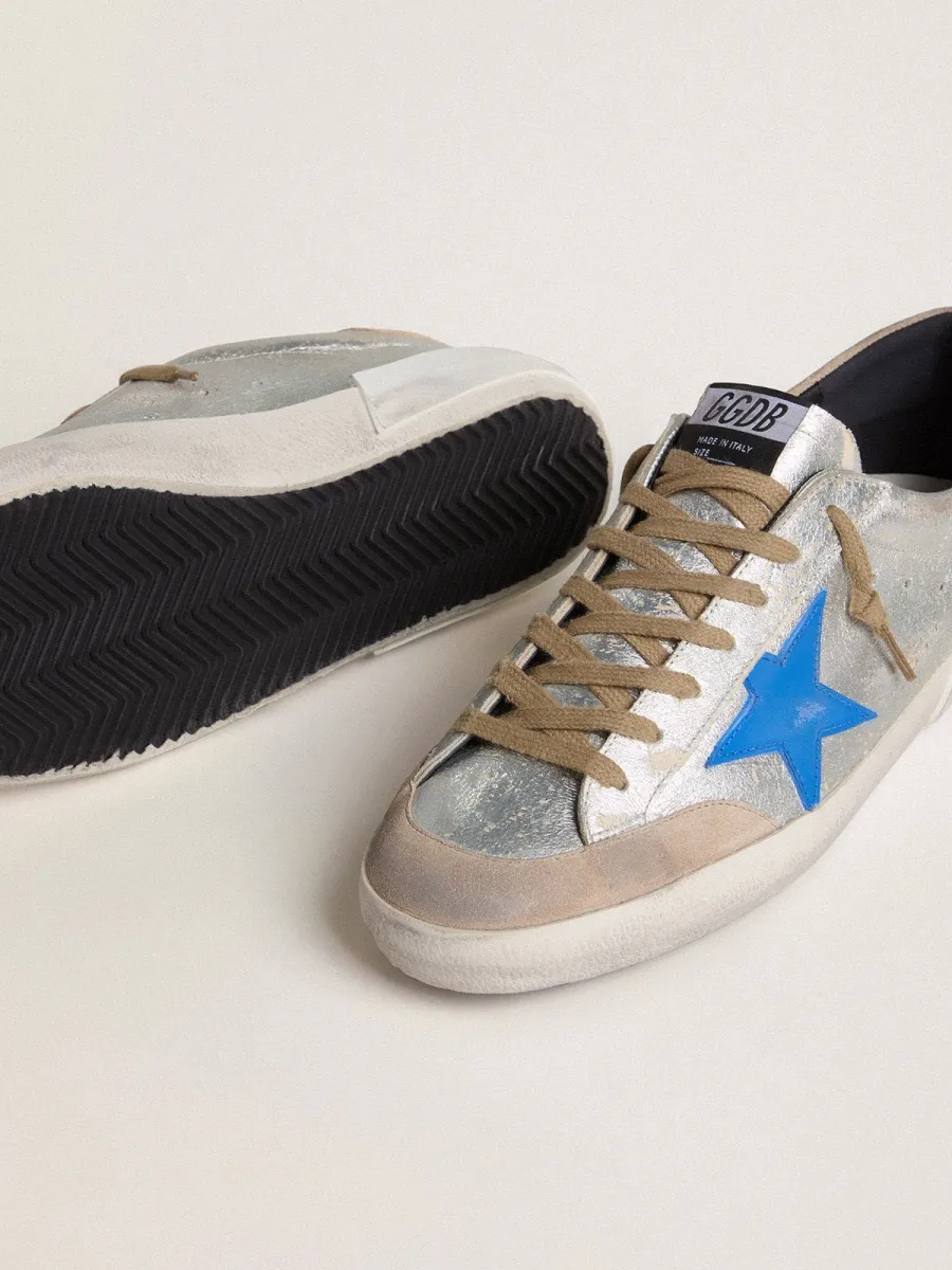 Super-Star Uomo LTD in suede laminato argento con stella in pelle e talloncino in suede