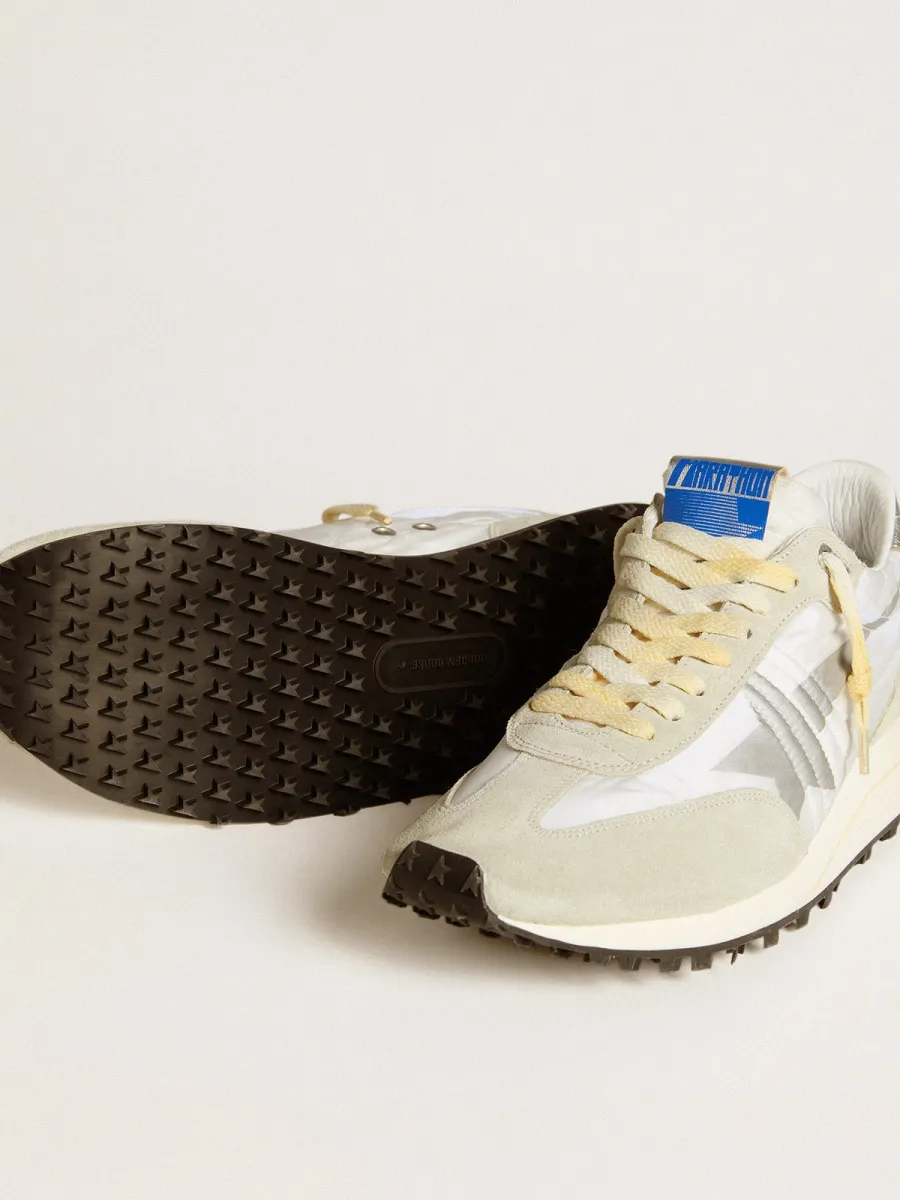 Marathon Uomo con tomaia in nylon bianco e stella argento