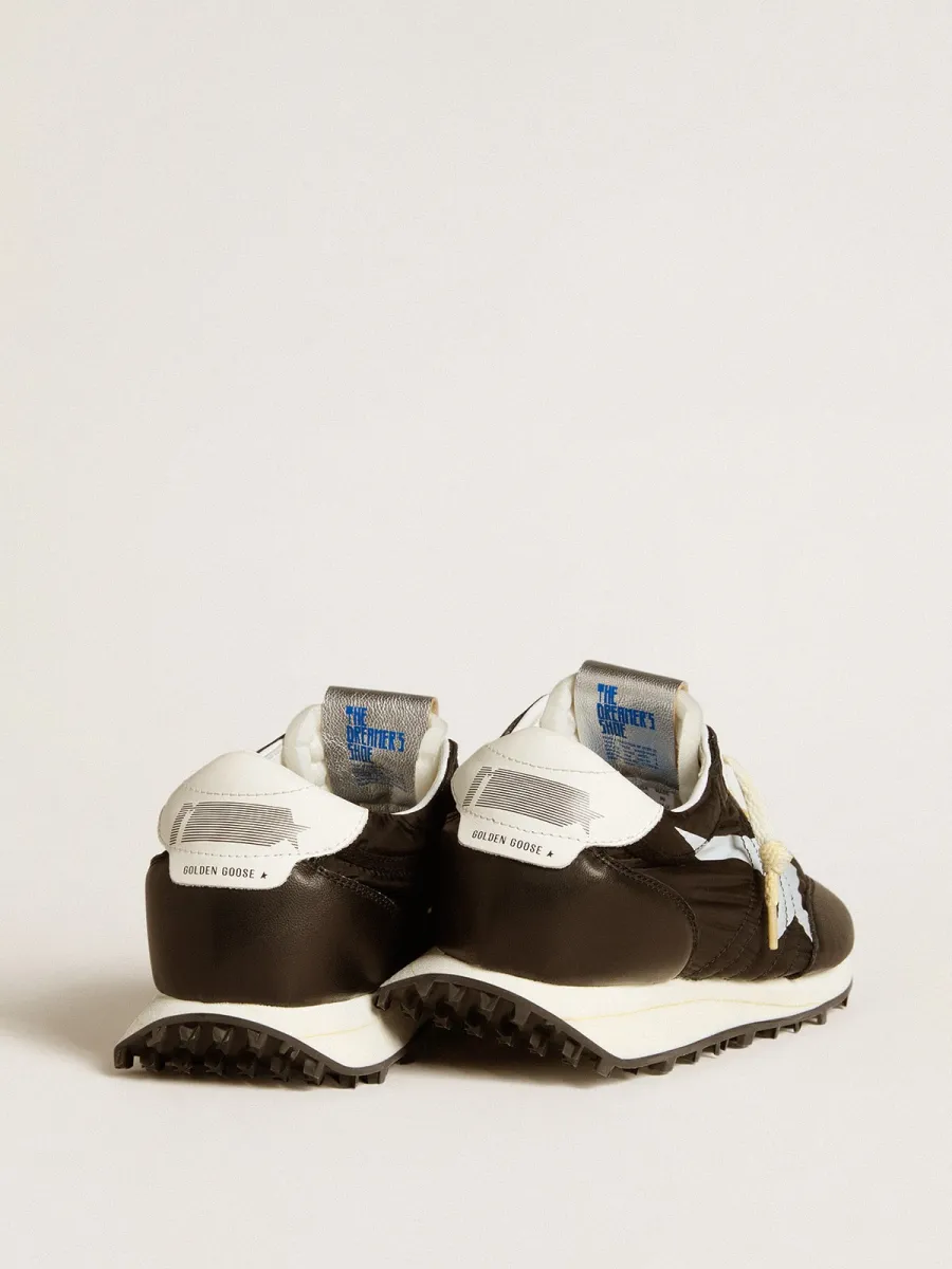 Marathon Uomo con tomaia in nylon di colore nero e stella bianca