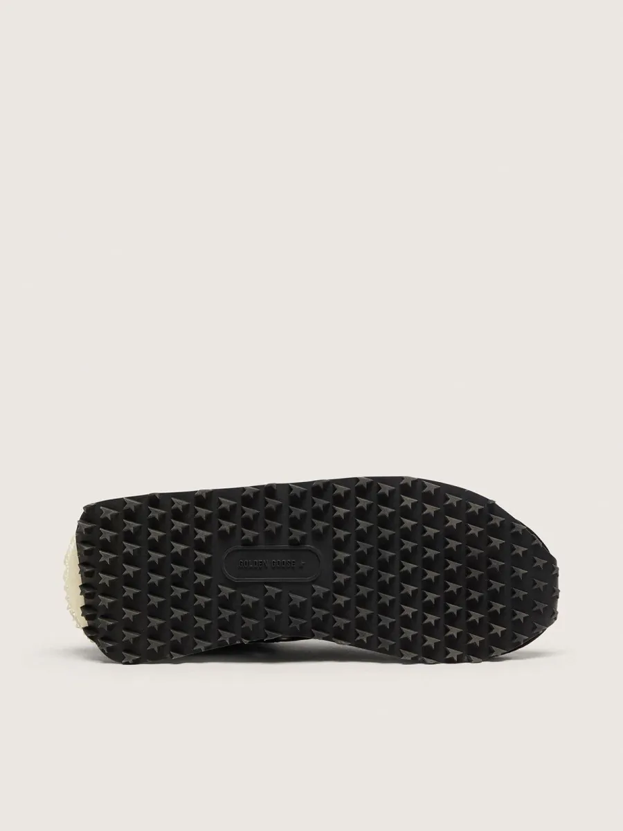 Marathon Uomo con tomaia in nylon ripstop di colore nero e stella argento