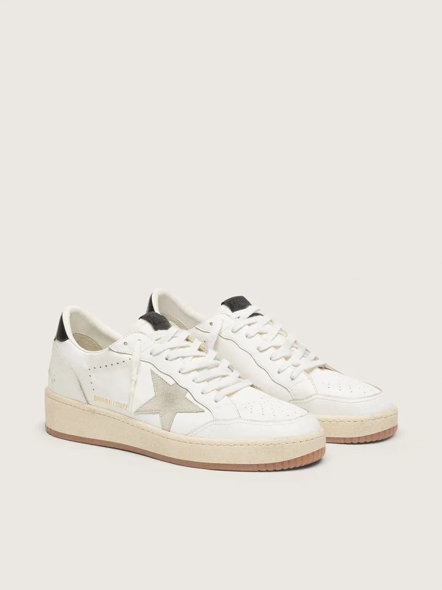 Ball Star con stella in suede ghiaccio e talloncino in pelle lucida nera