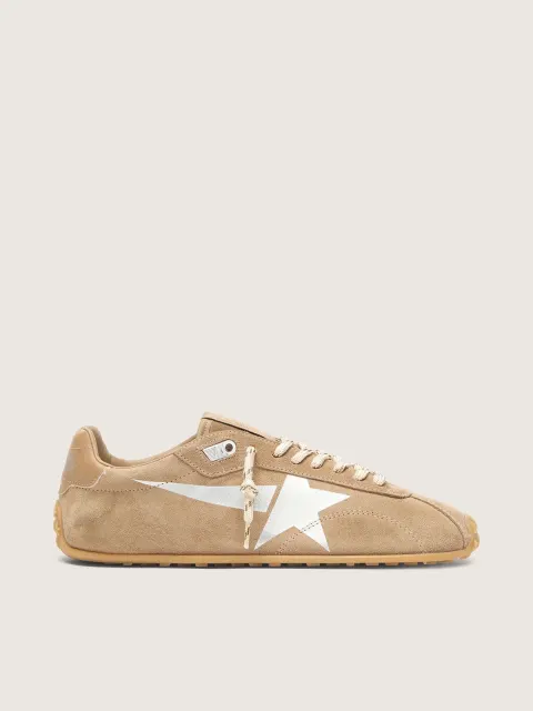 Marathon Speed Uomo con tomaia in suede tabacco e stella color argento