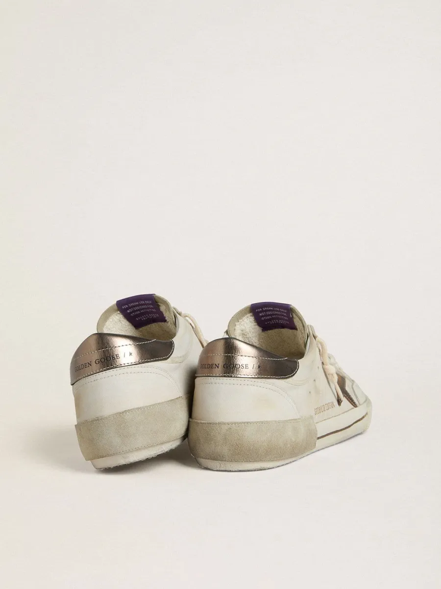 Super-Star Uomo LTD in suede con stella in pelle marrone e talloncino in pelle laminata