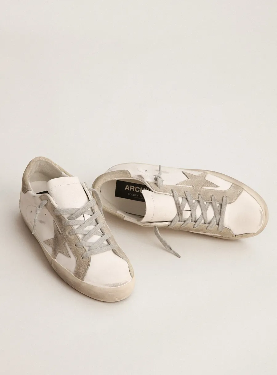 Super-Star Donna con stella e talloncino in suede grigio