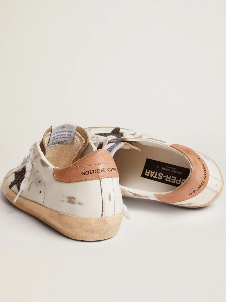 Super-Star Donna con stella in glitter neri e talloncino rosa