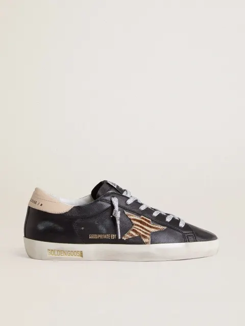 Super-Star Donna in nappa nera con stella in cavallino zebrato e talloncino in pelle beige