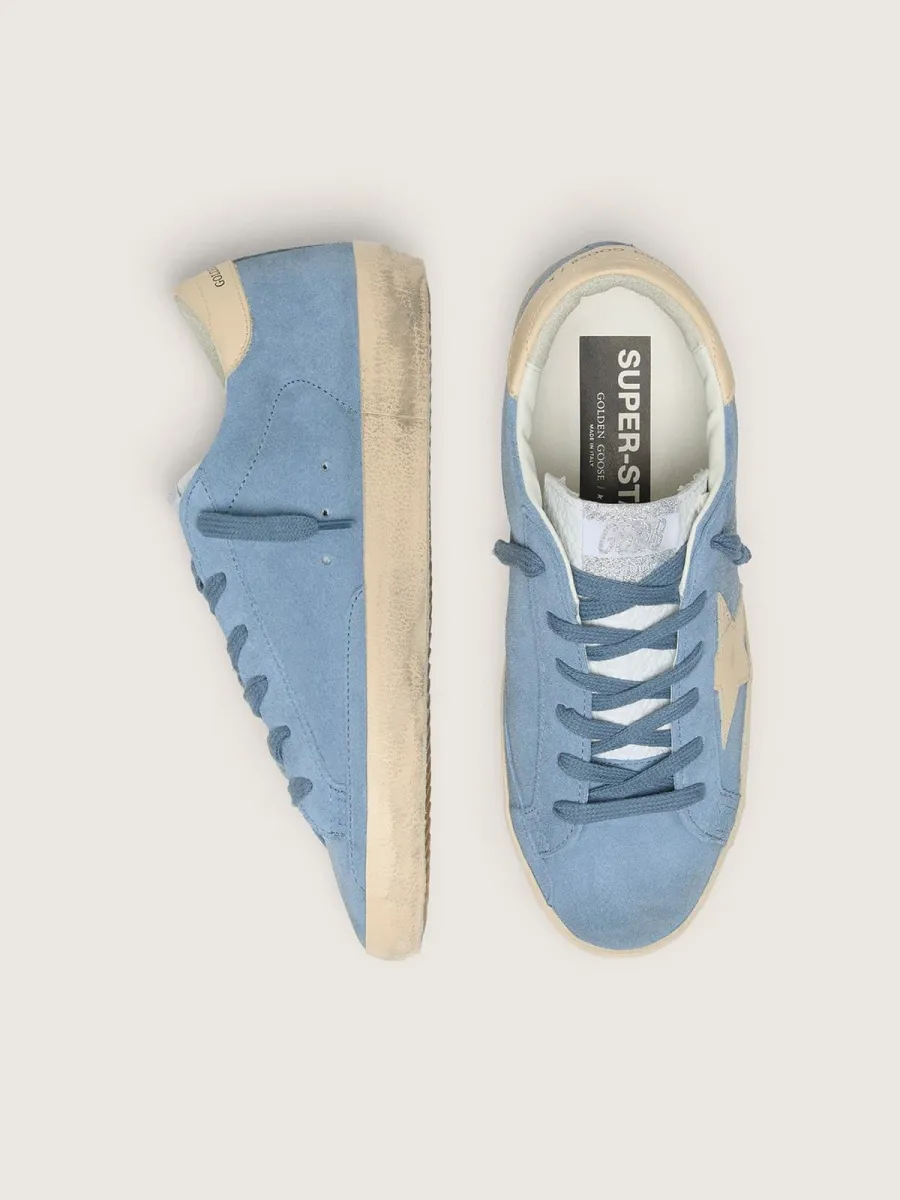Super-Star in suede azzurro con stella e talloncino in pelle beige