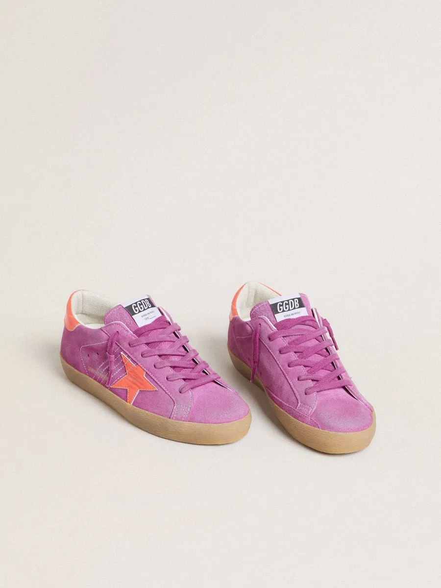 Super-Star Donna in suede fucsia con stella e talloncino in pelle laminata arancio fluo