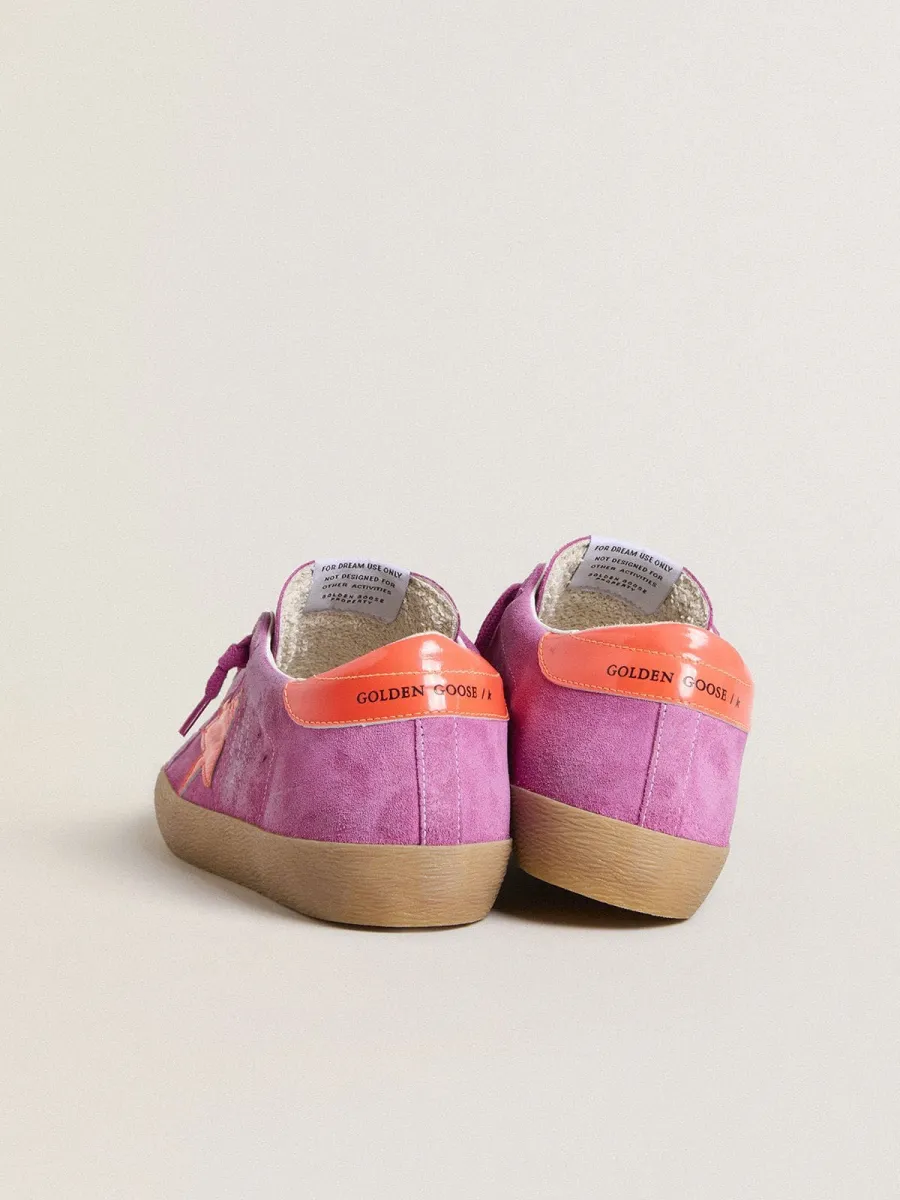 Super-Star Donna in suede fucsia con stella e talloncino in pelle laminata arancio fluo