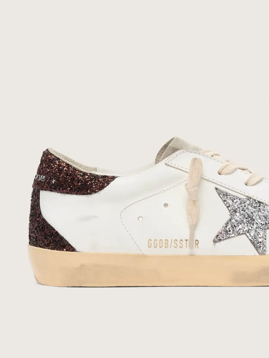 Super-Star Donna con stella glitter argento e talloncino in glitter marroni