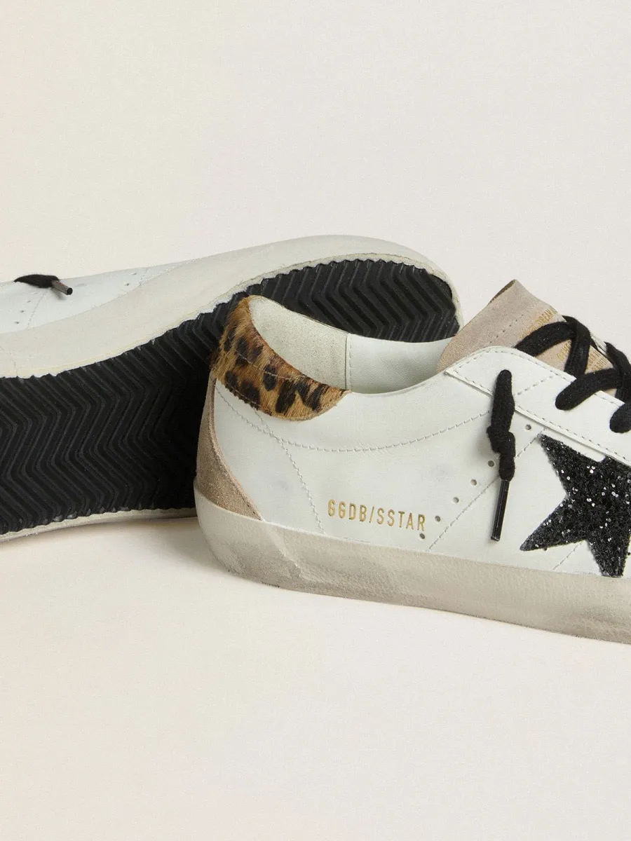 Super-Star Donna con stella in glitter neri e talloncino in cavallino leopardato