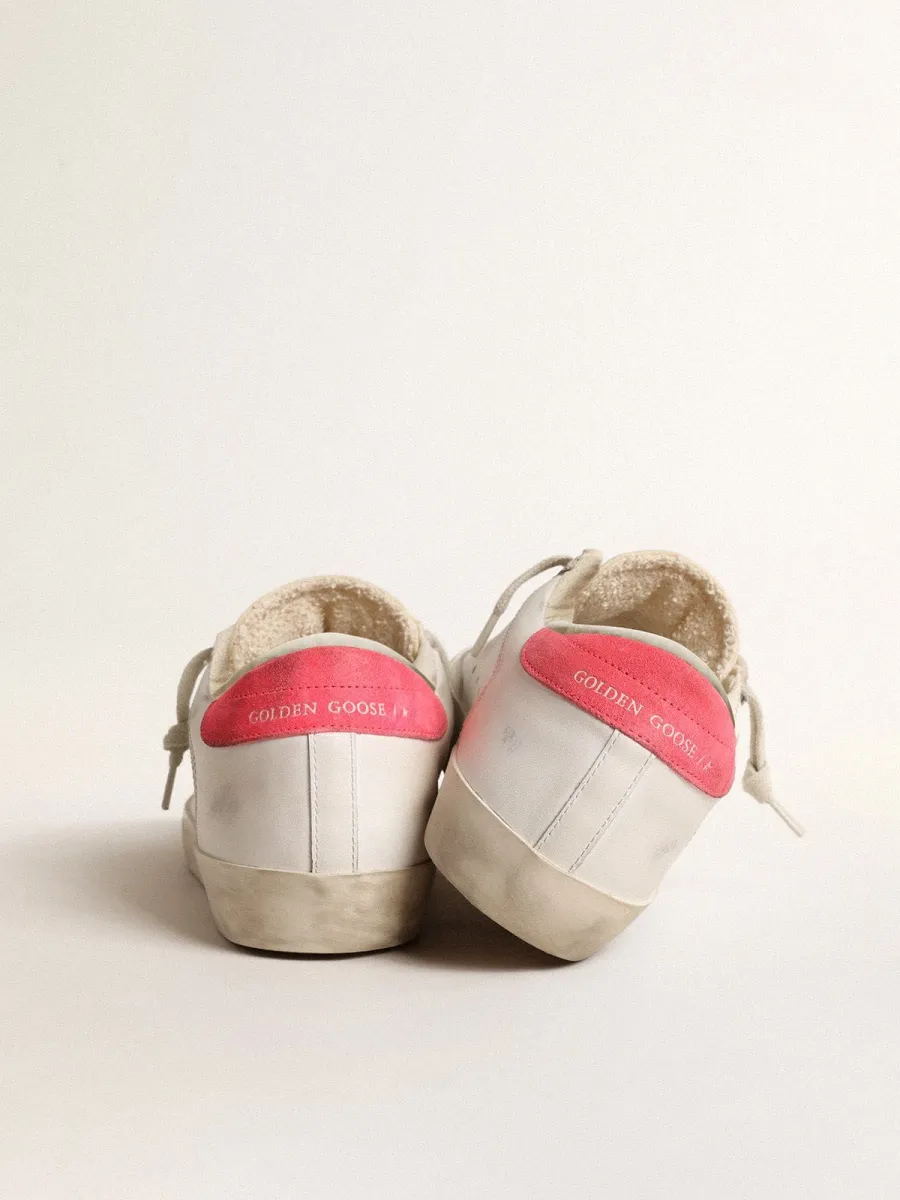 Super-Star Donna in pelle bianca con stella traforata e talloncino in nylon fucsia