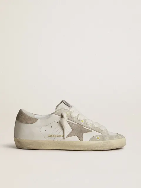 Super-Star LTD Donna con stella e talloncino in suede beige e ricami floreali