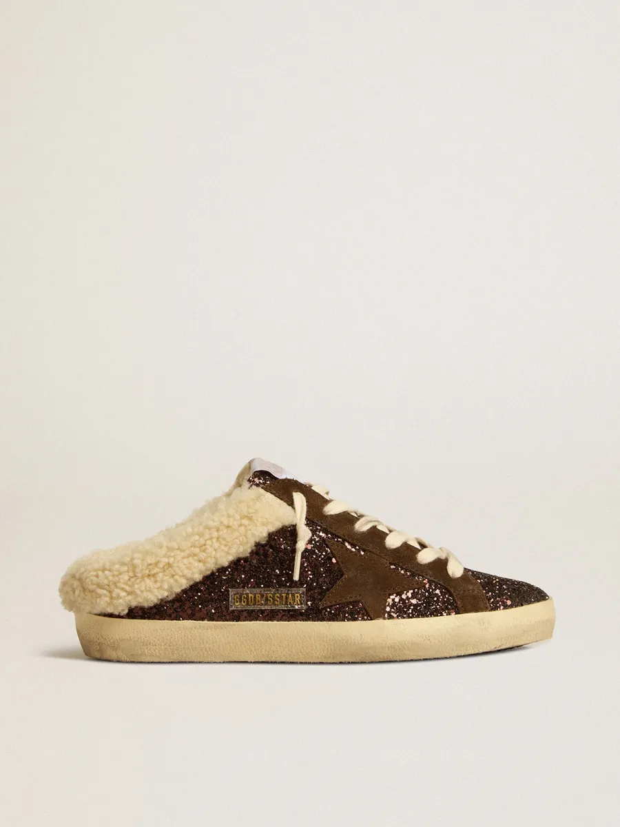 Super-Star Sabot in glitter con stella marrone e fodera in shearling