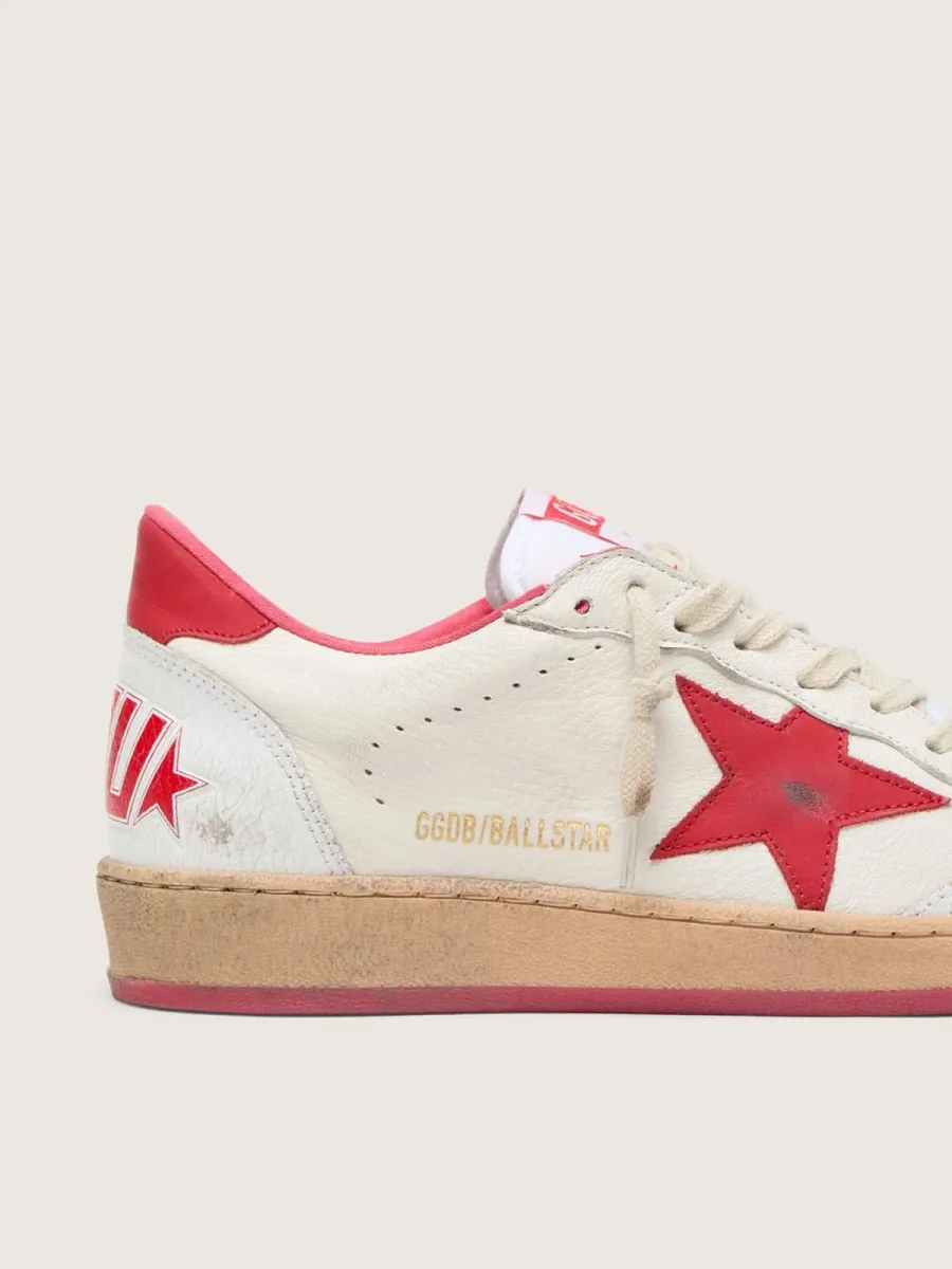 Ball Star Wishes Donna in pelle bianca con stella e talloncino rossi