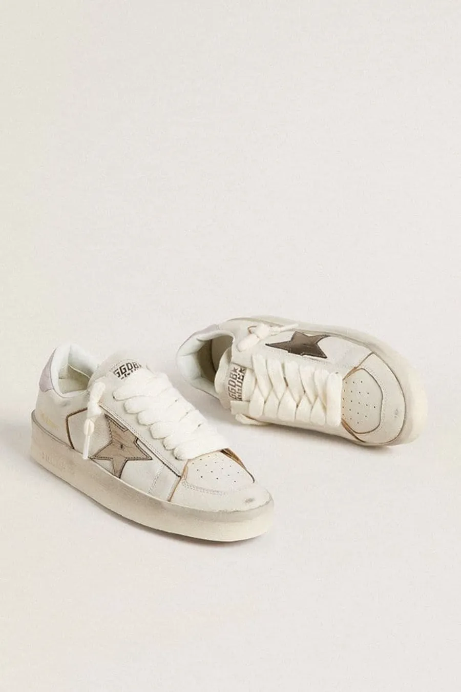 Stardan in nappa con stella in pelle laminata argento e talloncino in suede rosa