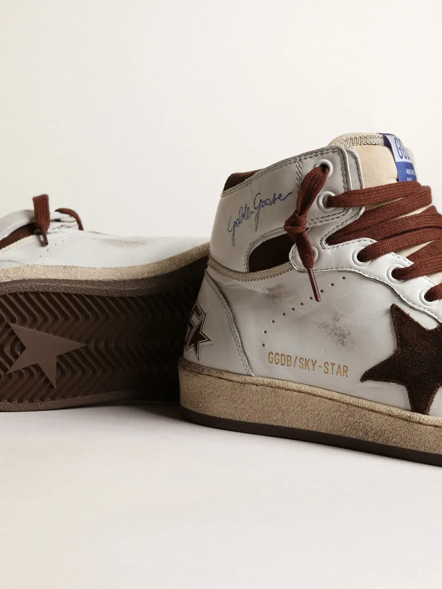 Sky-Star Donna in nappa bianca con stella in suede cioccolato