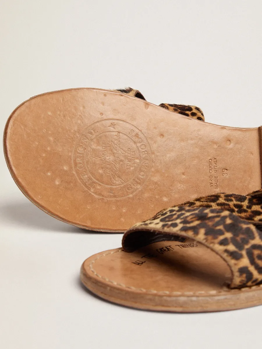 Sandali bassi Margaret Donna in cavallino leopardato