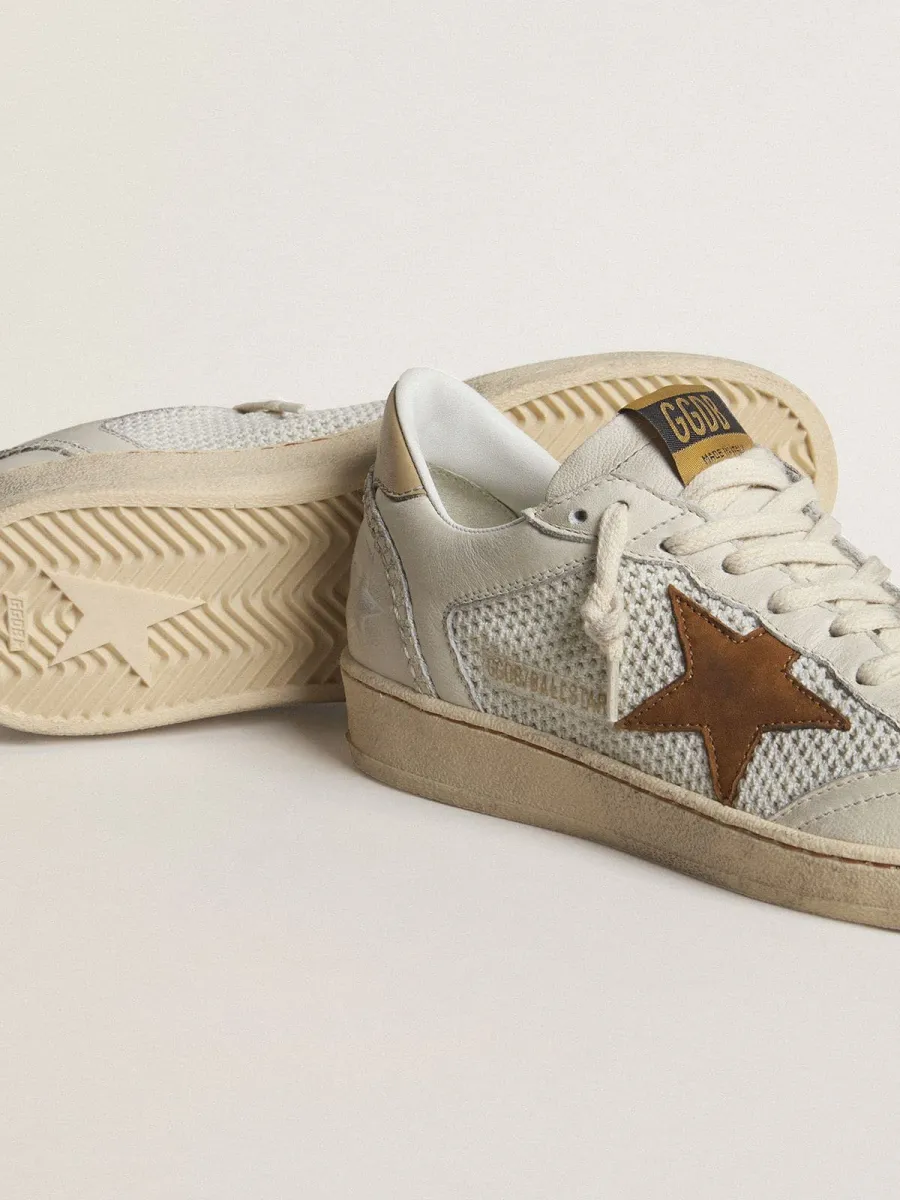Ball Star Donna in nappa e rete bianca con stella in nabuk color tabacco e talloncino beige