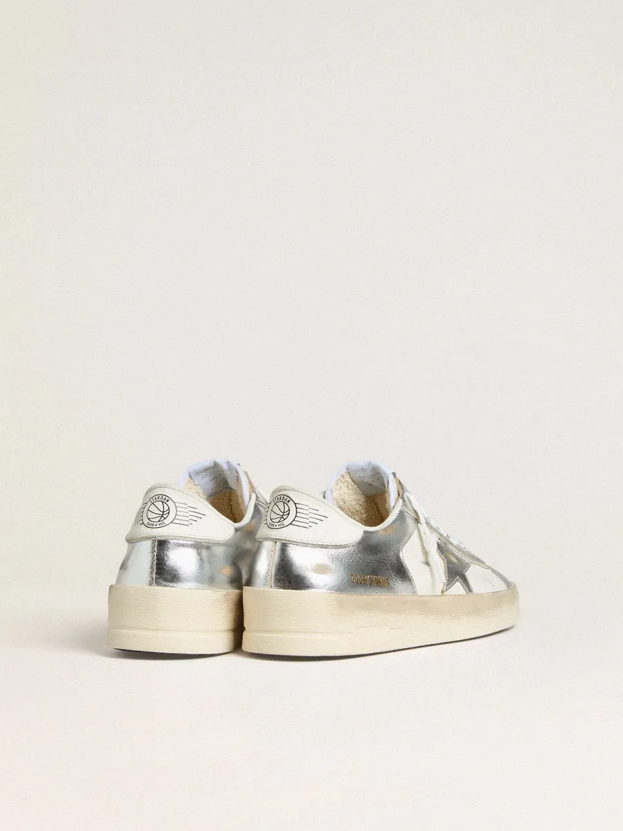 Stardan in pelle laminata argento con talloncino bianco