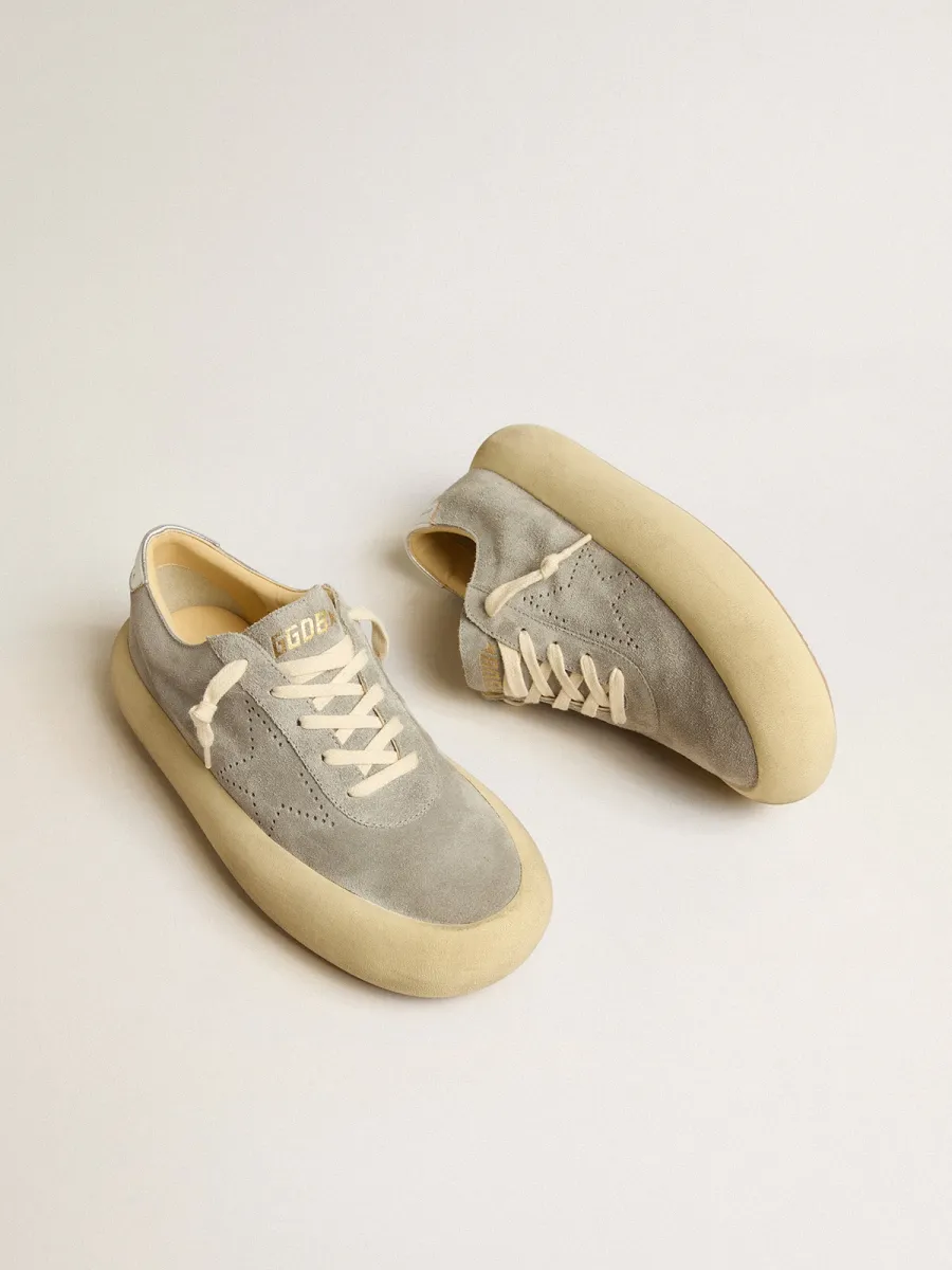 Scarpe Space-Star Donna in suede ghiaccio con stella traforata