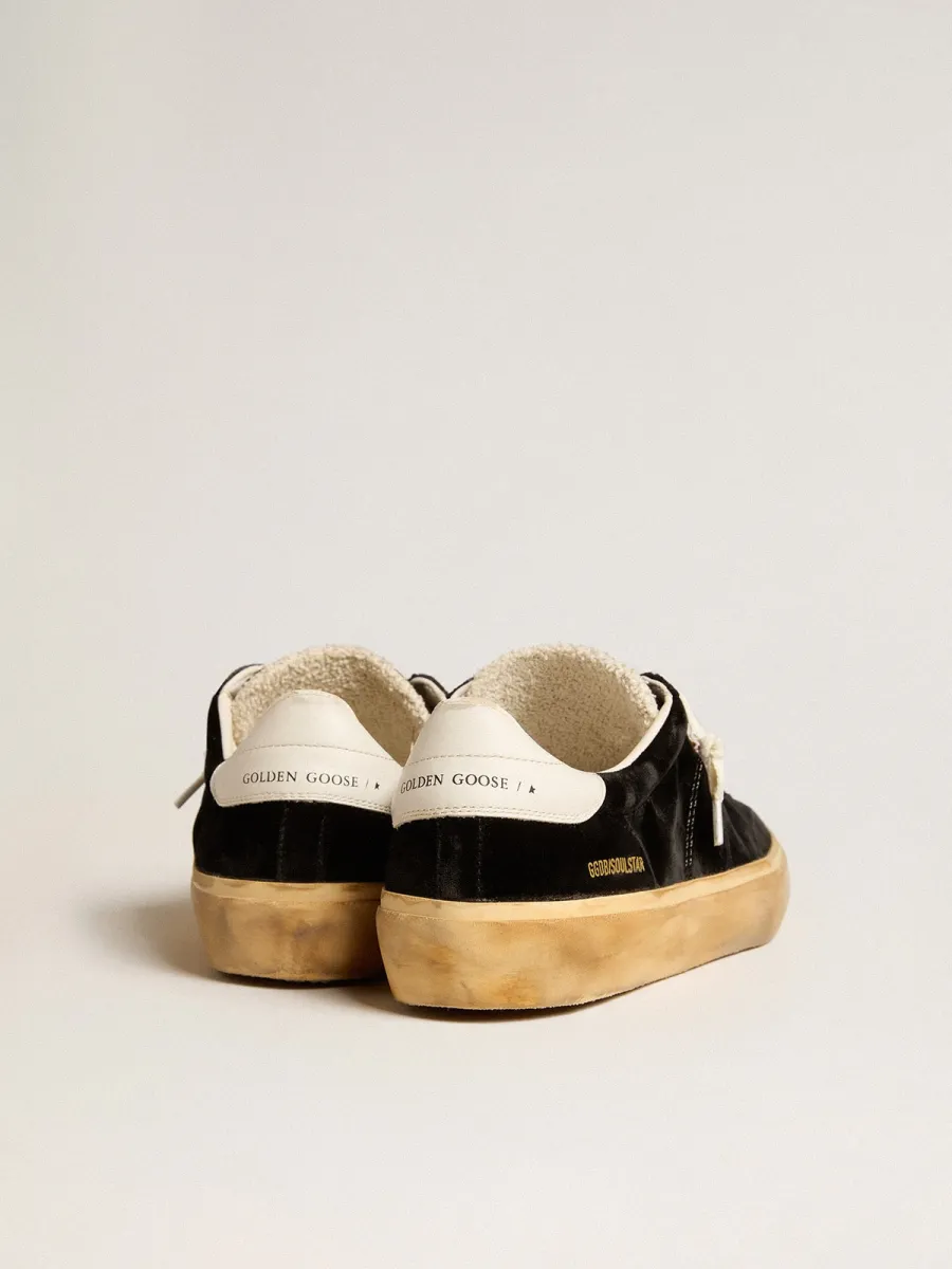 Soul Star in velluto nero con talloncino in pelle bianca