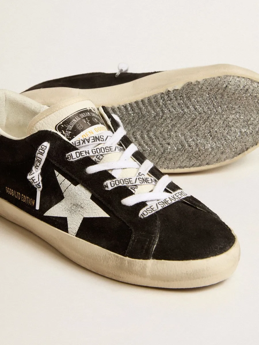Super-Star Donna LTD in suede nero con stella stampata bianca e talloncino in glitter argento