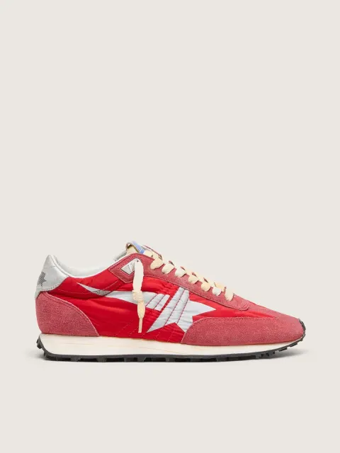 Marathon Donna con tomaia in nylon di colore rosso e stella argento